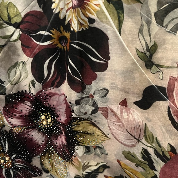 Dressbarn Floral Tank - Size Medium - Picture 11 of 16